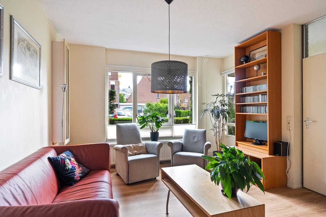 Photo 11 of Roodborststraat 11