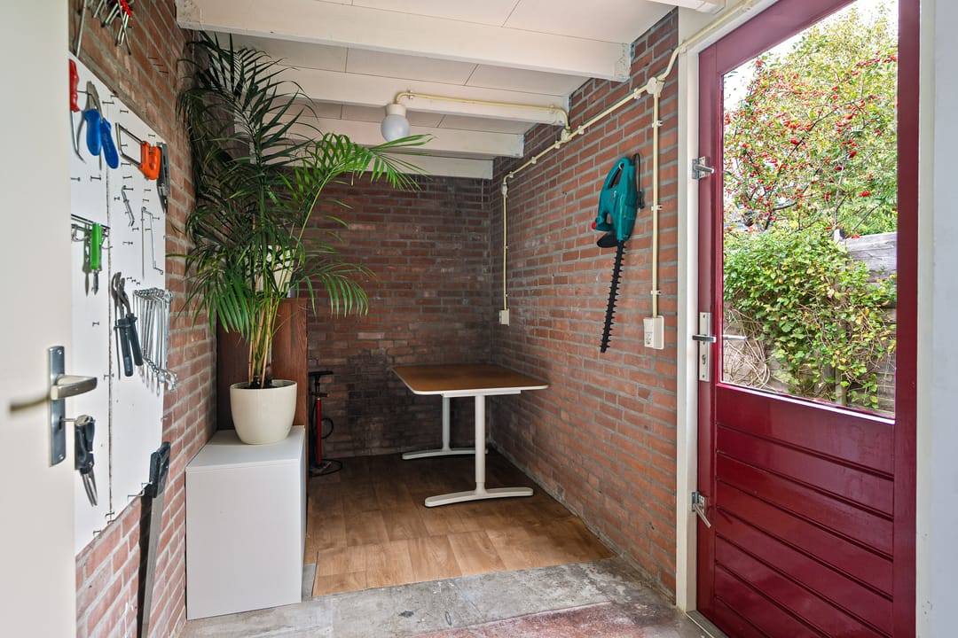 Photo 17 of Roodborststraat 11