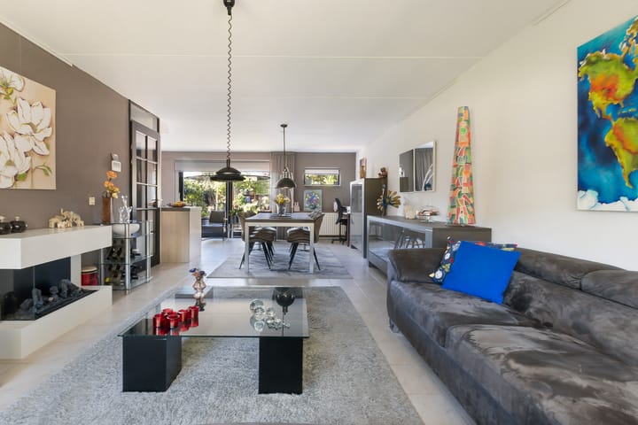 Tussenwoning te koop: Chico Mendesring 318, Dordrecht