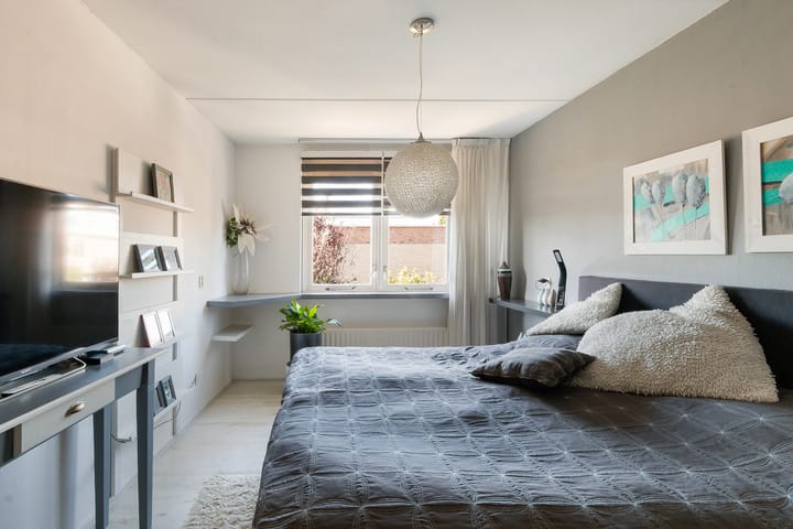 Tussenwoning te koop: Chico Mendesring 318, Dordrecht