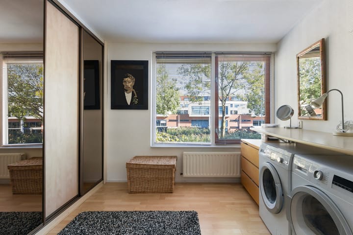 Tussenwoning te koop: Chico Mendesring 318, Dordrecht