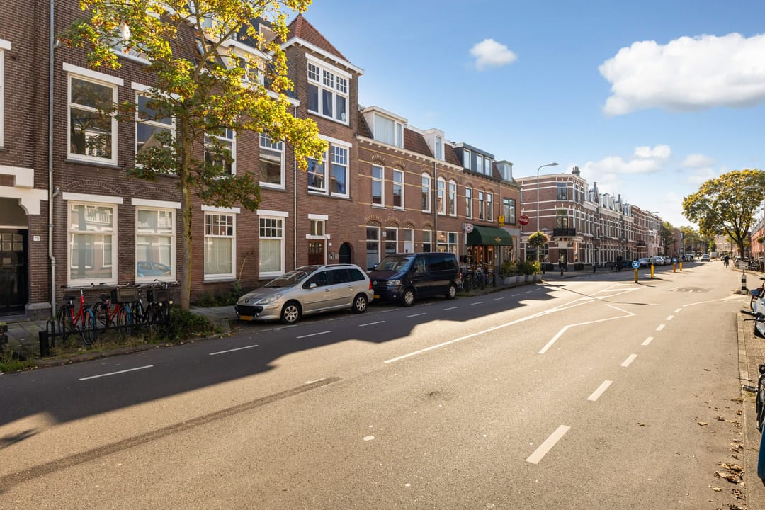 Photo 38 of Willem van Noortstraat 73