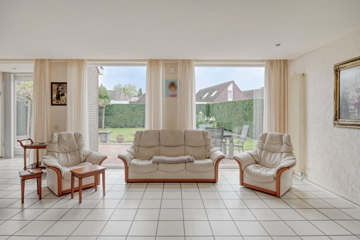 Vrijstaande woning te koop: Heiligenbergstraat 10, Bunde
