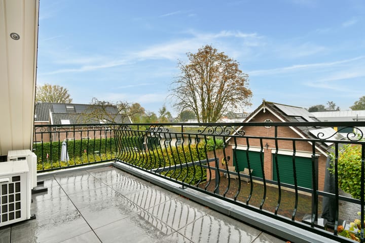 Twee-onder-één-kap te koop: Haaswijkweg West 54, Dordrecht