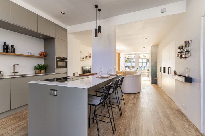 Tussenwoning te koop: Hooimarkt 24, Haarlem