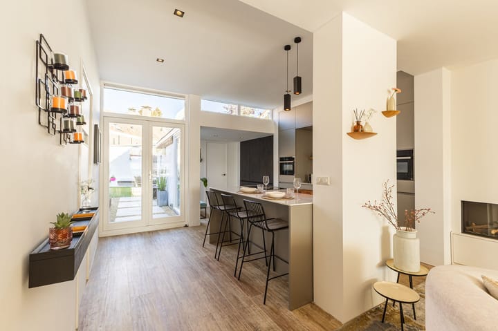 Tussenwoning te koop: Hooimarkt 24, Haarlem