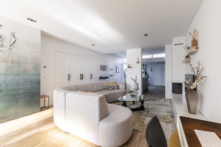 Tussenwoning te koop: Hooimarkt 24, Haarlem
