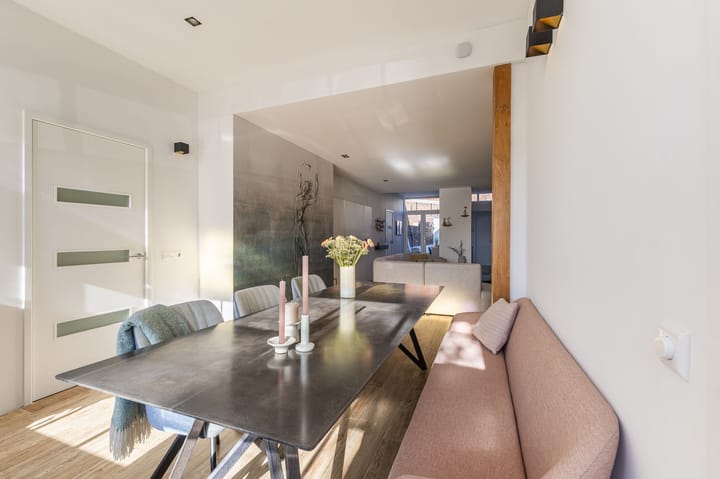 Tussenwoning te koop: Hooimarkt 24, Haarlem