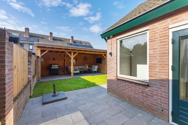 Hoekwoning te koop: de Lijsterbes 2, Didam