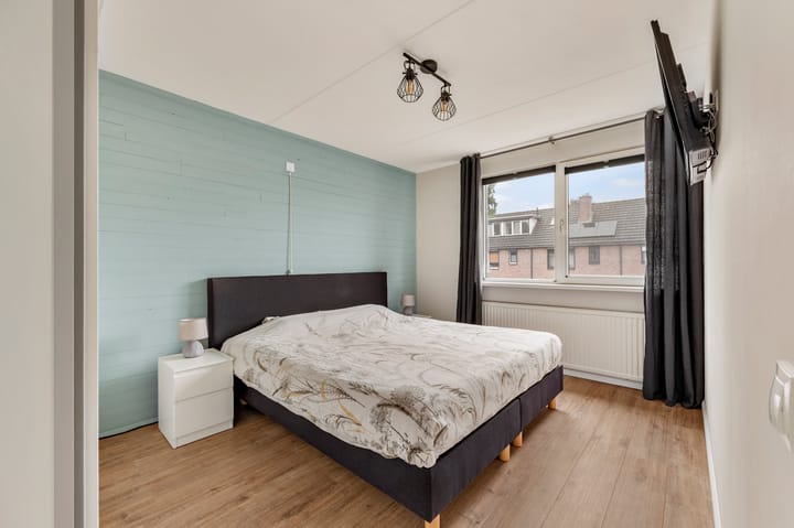 Hoekwoning te koop: de Lijsterbes 2, Didam