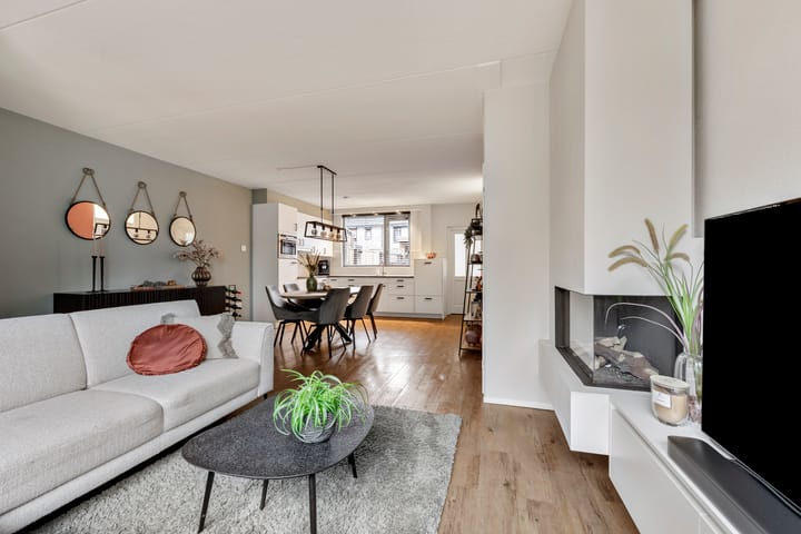 Hoekwoning te koop: de Lijsterbes 2, Didam