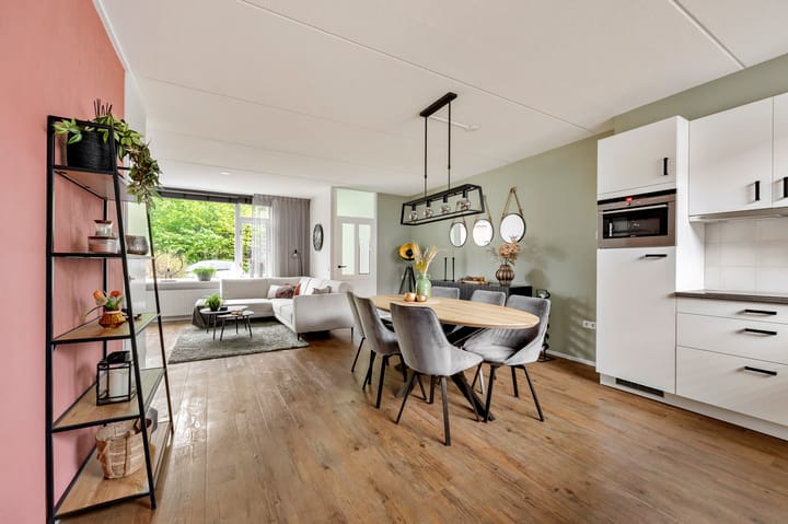 Hoekwoning te koop: de Lijsterbes 2, Didam