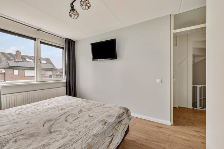 Hoekwoning te koop: de Lijsterbes 2, Didam