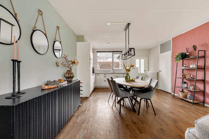 Hoekwoning te koop: de Lijsterbes 2, Didam