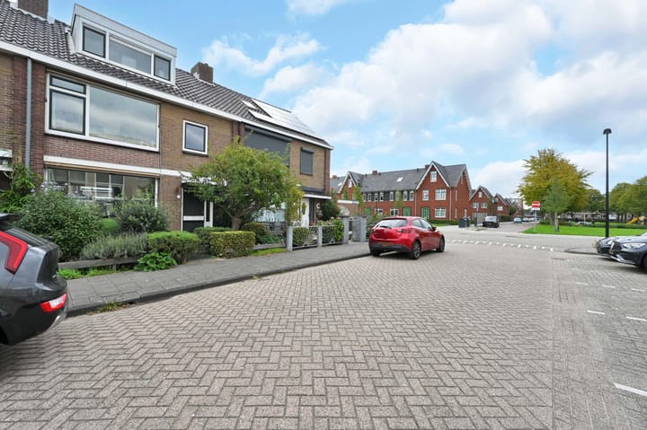 Foto 4 van Van Alphenstraat 5