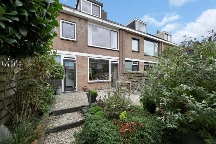 Foto 2 van Van Alphenstraat 5