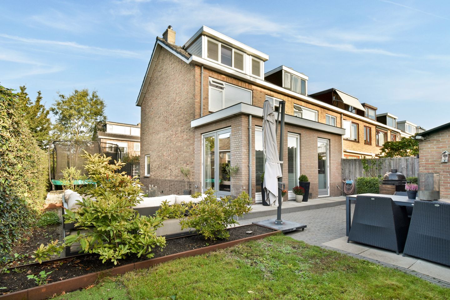 Foto 1 van van Linschotenstraat 2