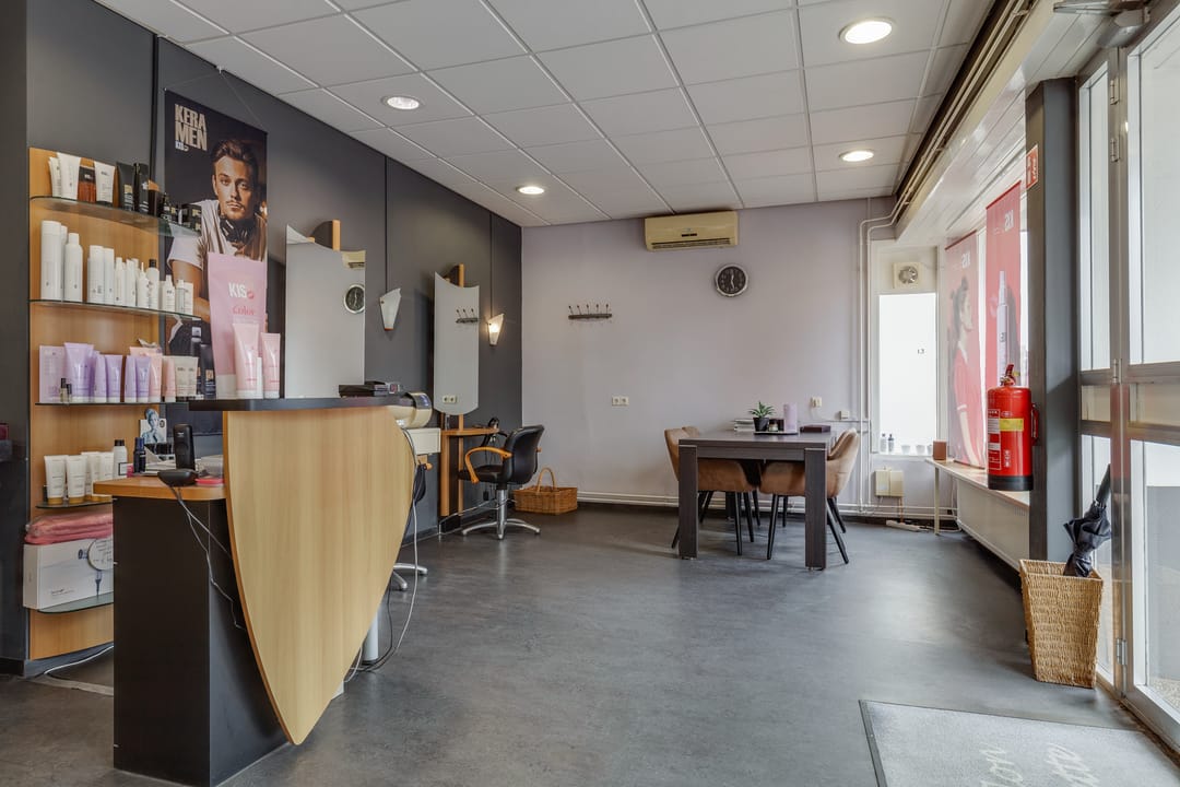 Photo 38 of Vredensestraat 9
