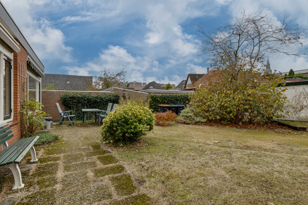 Photo 47 of Vredensestraat 9