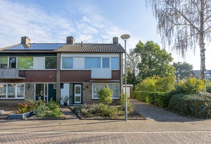 Photo 2 of Meindert Hobbemastraat 27