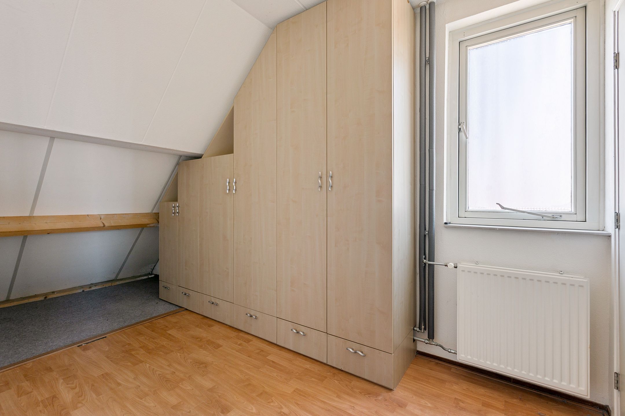 Photo 21 of Beugelstraat 8