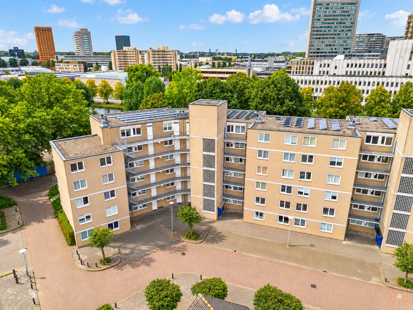 Giessenplein 32 