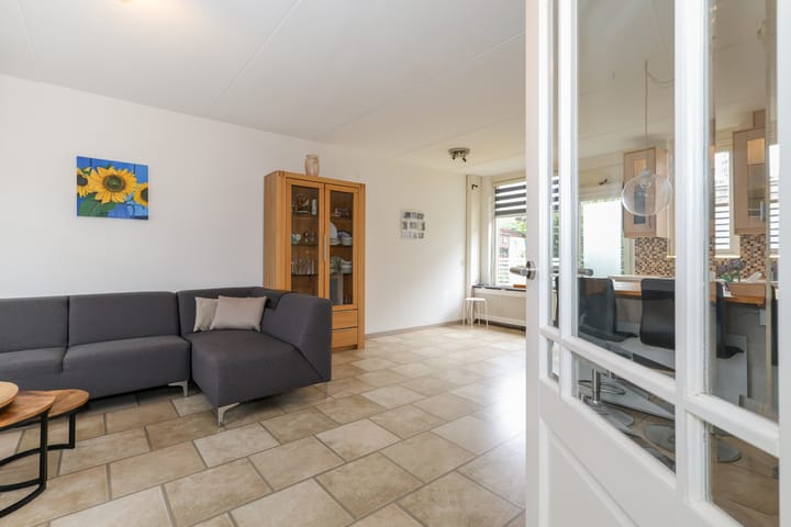 Tussenwoning te koop: Marter 106, Hellevoetsluis