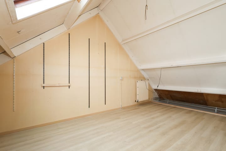 Tussenwoning te koop: Marter 106, Hellevoetsluis