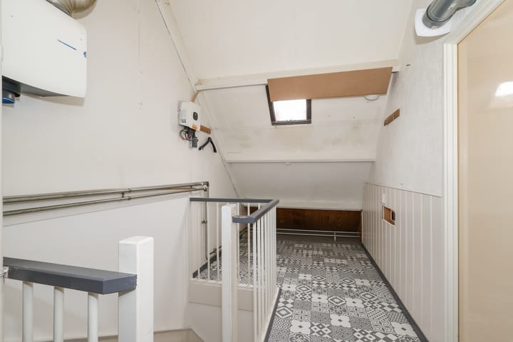 Tussenwoning te koop: Marter 106, Hellevoetsluis