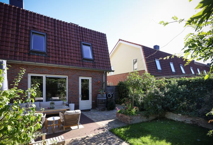 Hoekwoning te koop: Vlinderslag 32, Oostvoorne