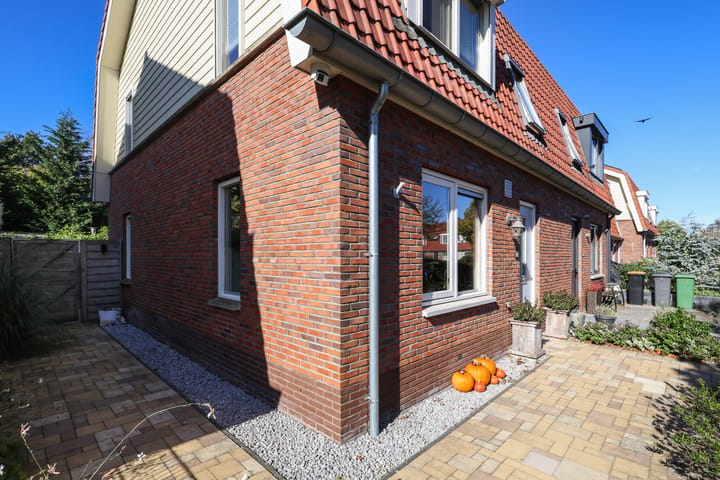 Hoekwoning te koop: Vlinderslag 32, Oostvoorne