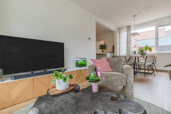Hoekwoning te koop: Dr. Koppiusstraat 16, Ter Apel