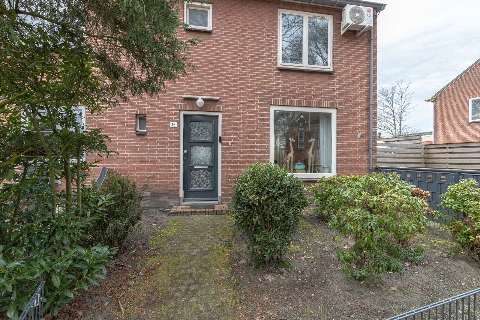 Foto 9 van Veenweg 1-B