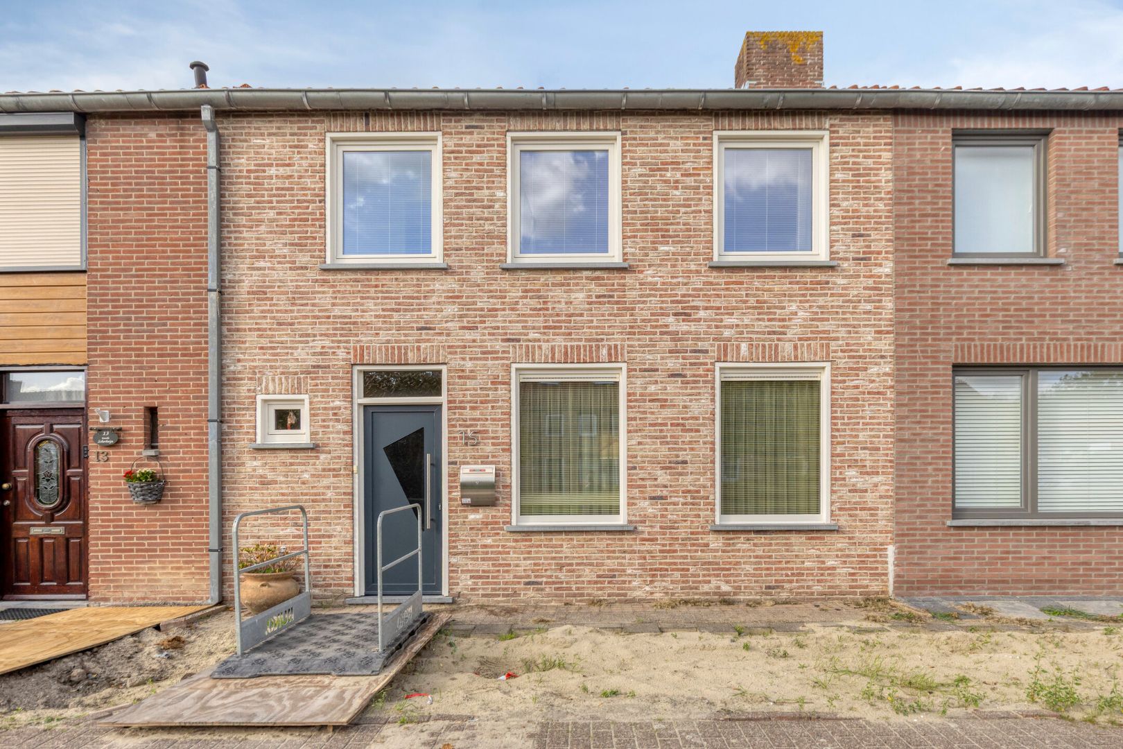 Gouverneurstraat 15 