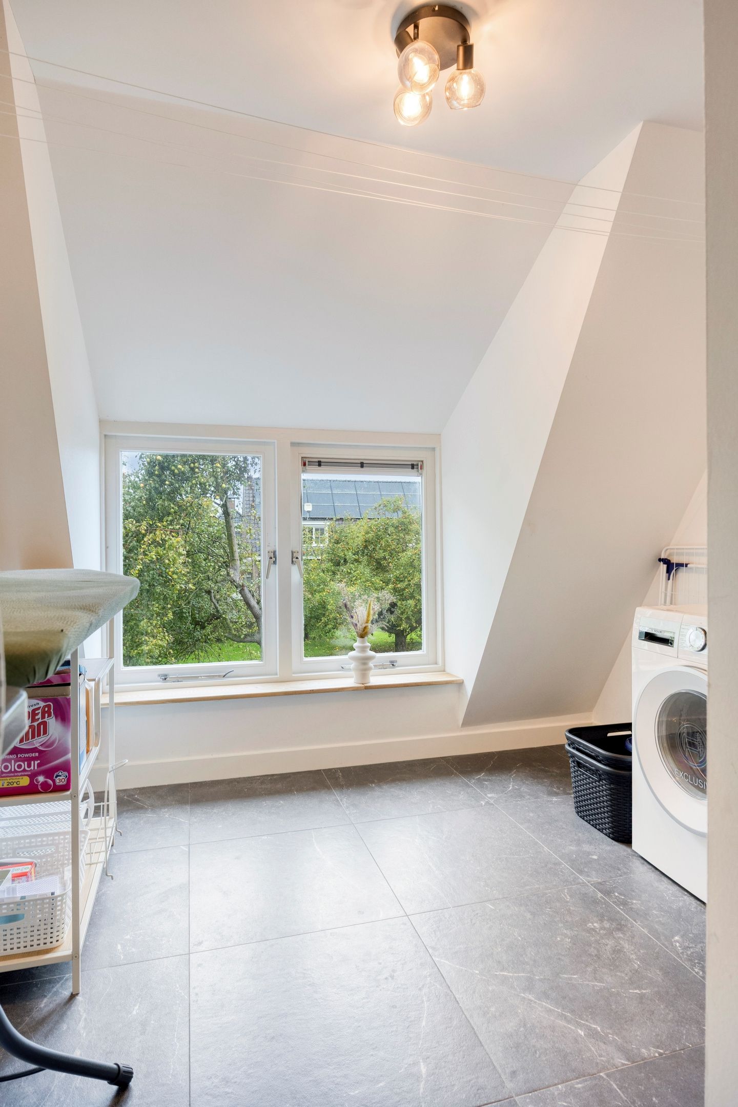 Photo 54 of Spoorstraat 5
