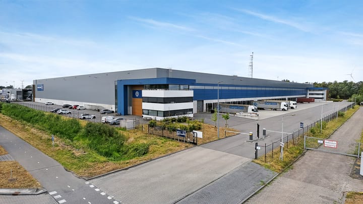 Middenweg 10, Moerdijk