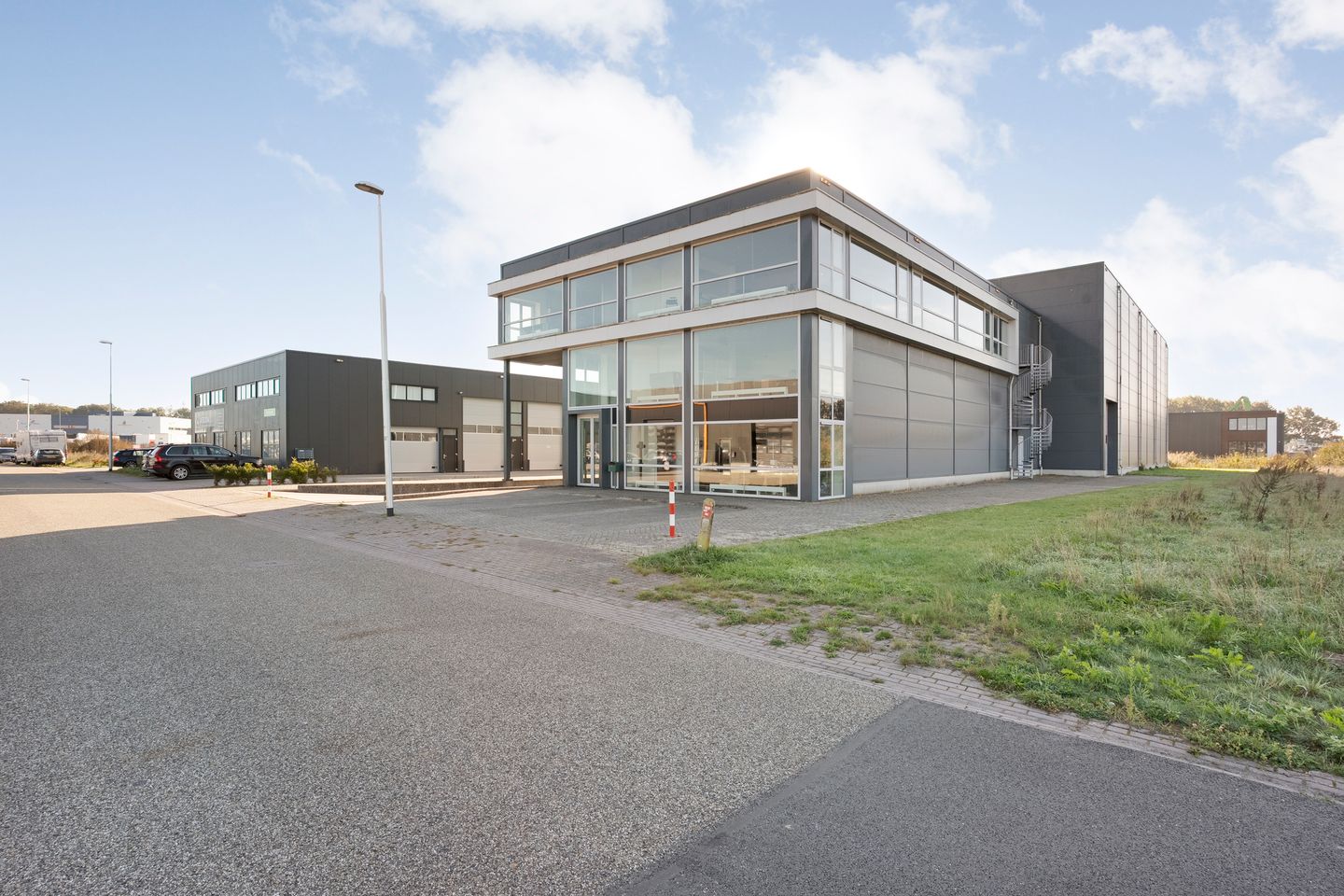 View photo 1 of Constructieweg 1