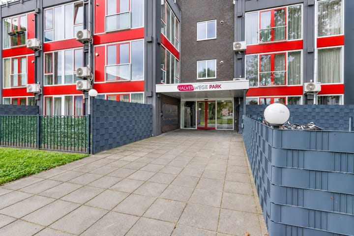 Foto 4 van Halverwege 21