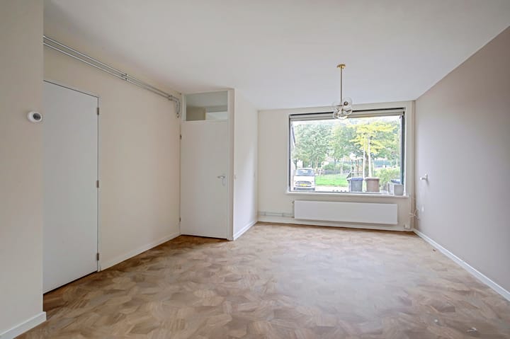 Photo 3 of Gresnigtstraat 11