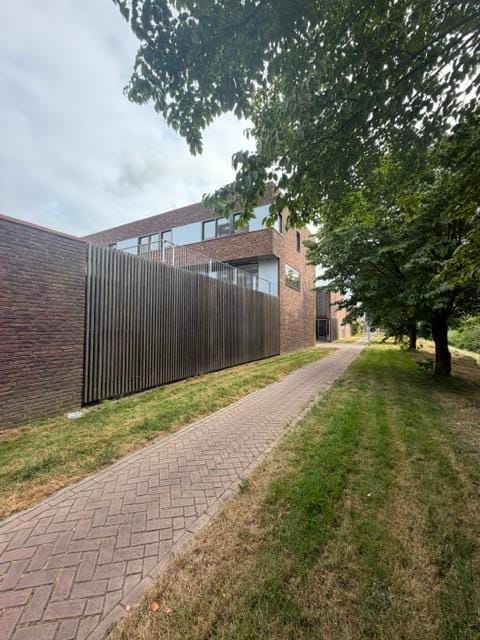 Foto 15 van Zonnebaarsstraat 16