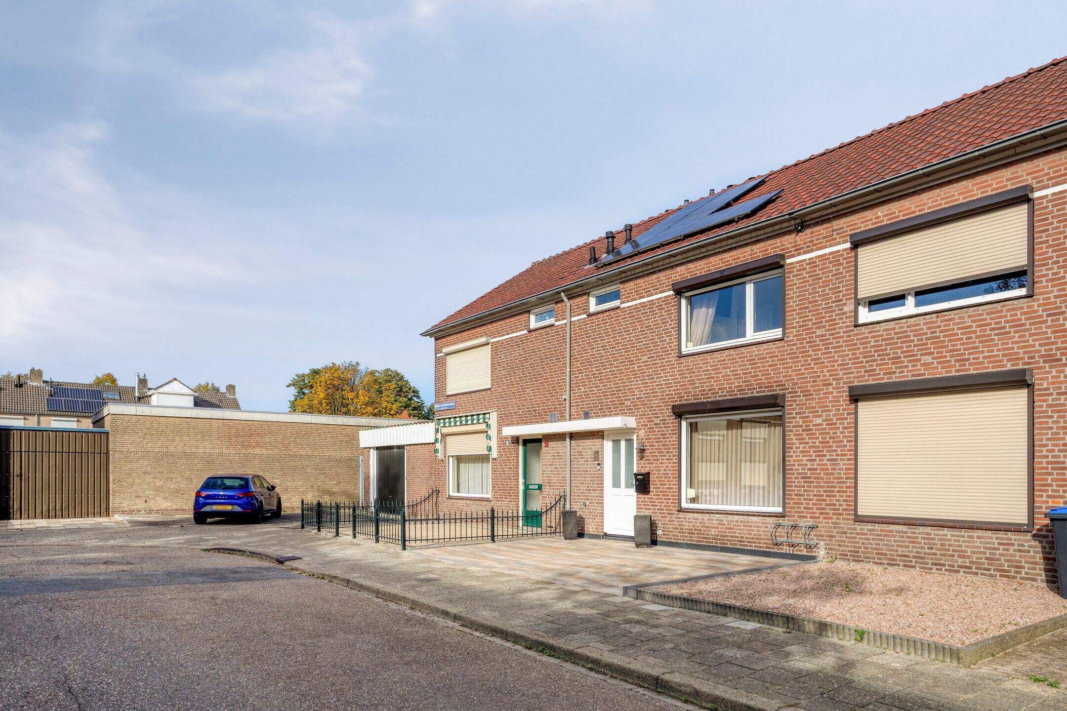 Photo 9 of Abraham Bloemaertstraat 29