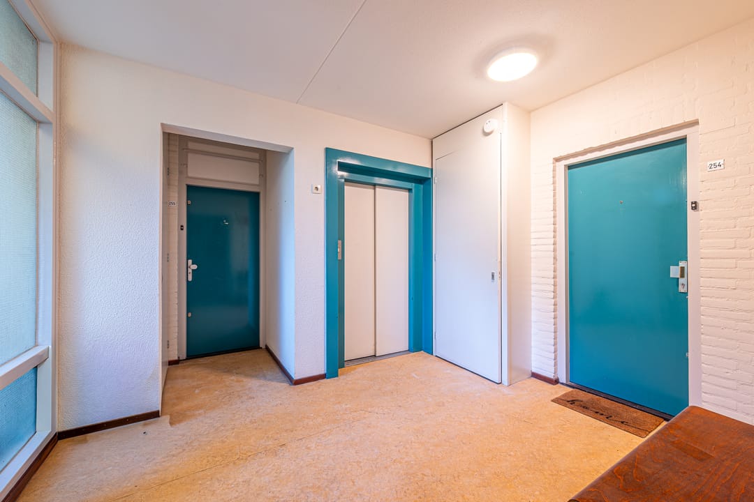 Photo 37 of Leusdenhof 255
