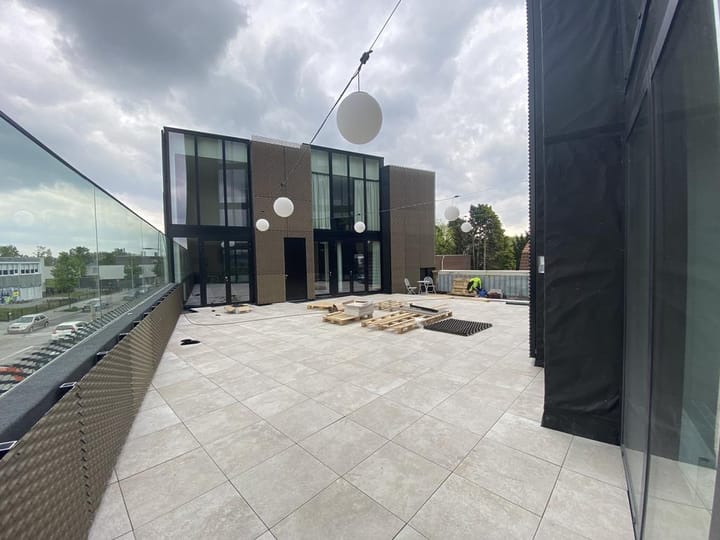 Studio te huur: Broekhovenseweg 82-04, Tilburg