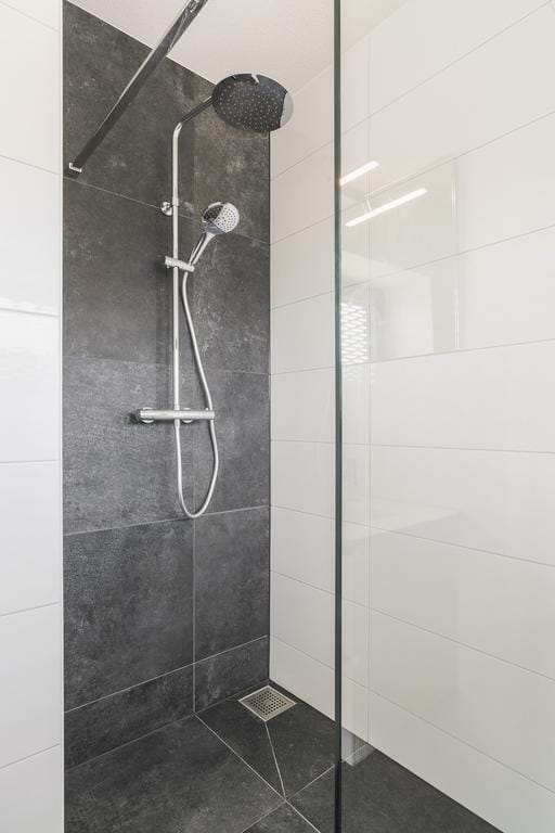 Studio te huur: Broekhovenseweg 82-04, Tilburg