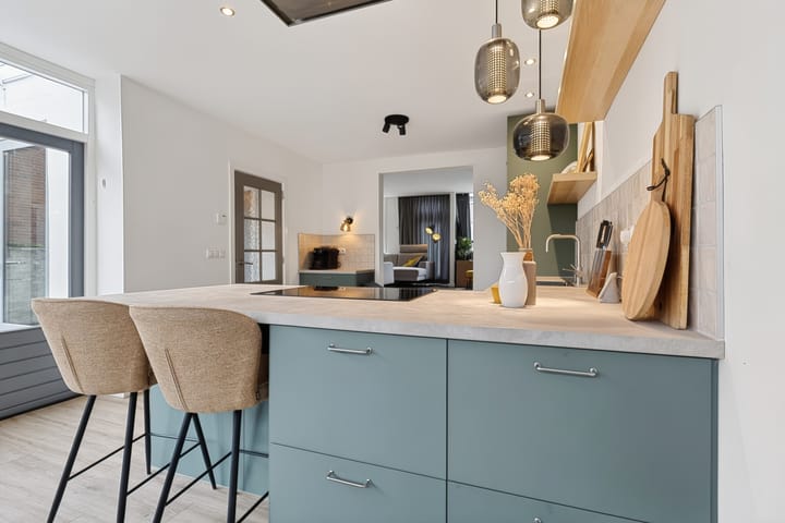 Twee-onder-één-kap te koop: Hoofdstraat 24, Zevenbergschen Hoek (Gem. Moerdijk)
