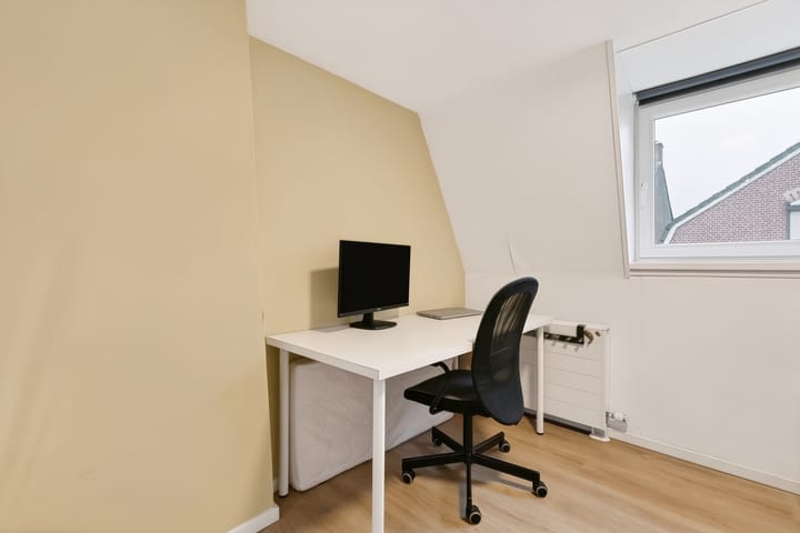 Twee-onder-één-kap te koop: Hoofdstraat 24, Zevenbergschen Hoek (Gem. Moerdijk)