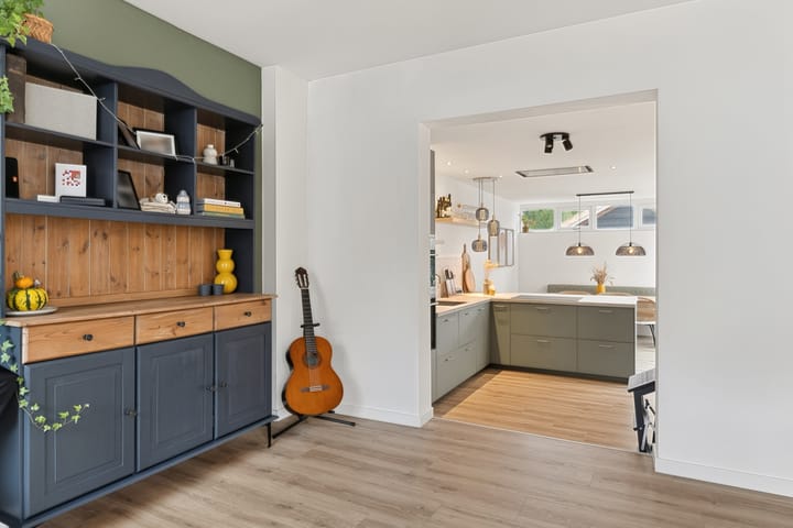 Twee-onder-één-kap te koop: Hoofdstraat 24, Zevenbergschen Hoek (Gem. Moerdijk)