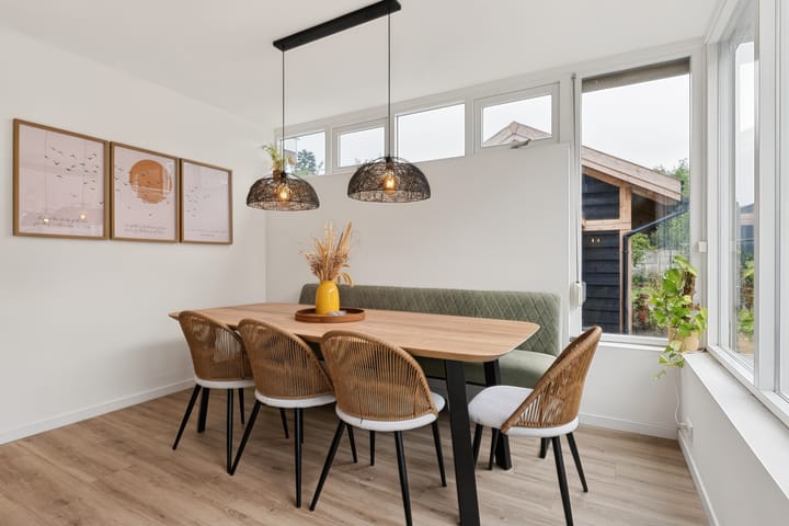 Twee-onder-één-kap te koop: Hoofdstraat 24, Zevenbergschen Hoek (Gem. Moerdijk)