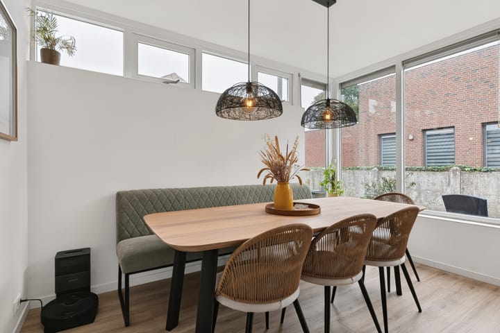 Twee-onder-één-kap te koop: Hoofdstraat 24, Zevenbergschen Hoek (Gem. Moerdijk)