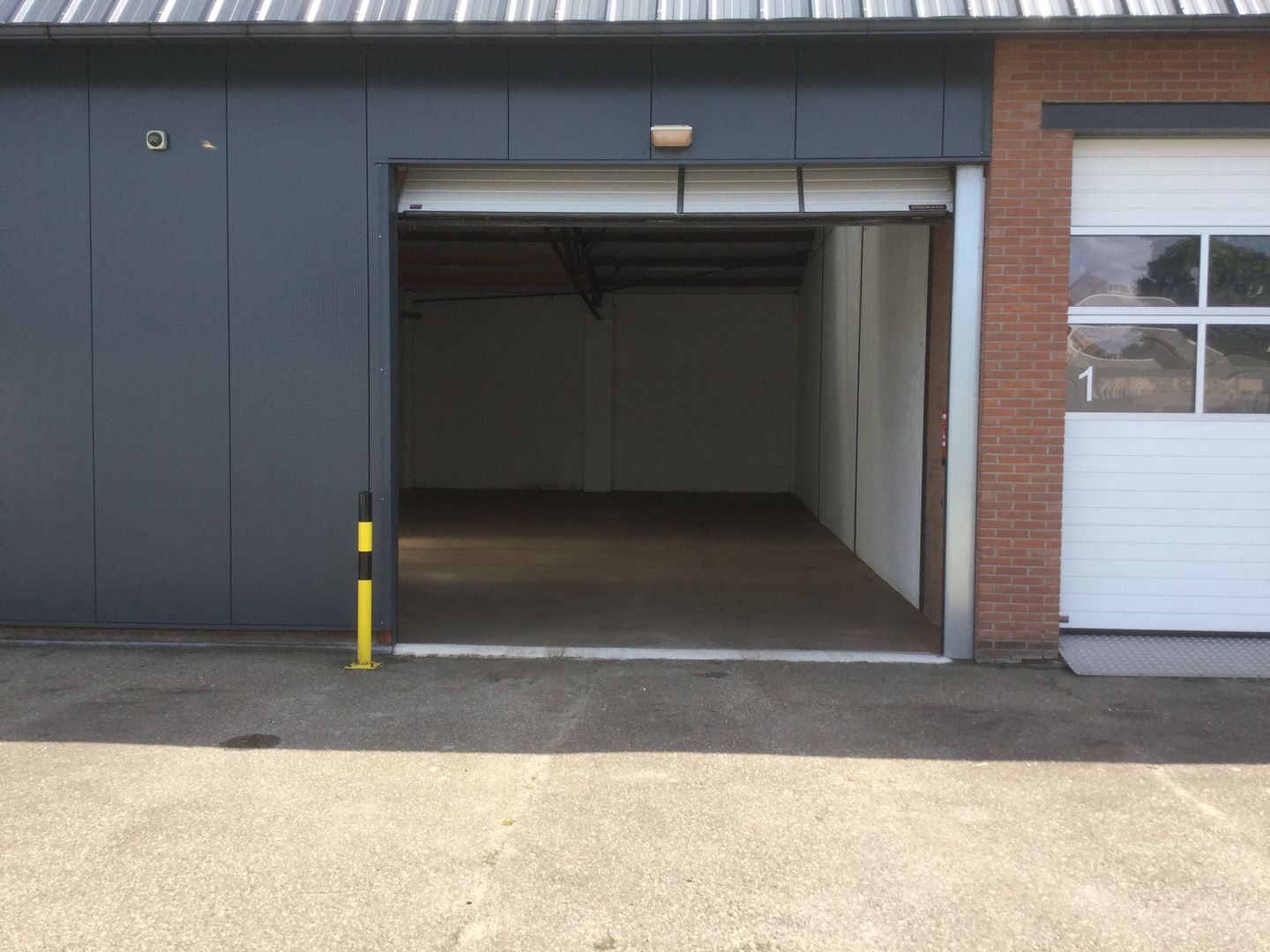 Bekijk foto 3 van Vriezenveenseweg 71